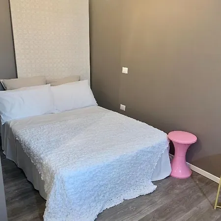 Q-riosity Boutique 3* Куарту-Сант'Элена