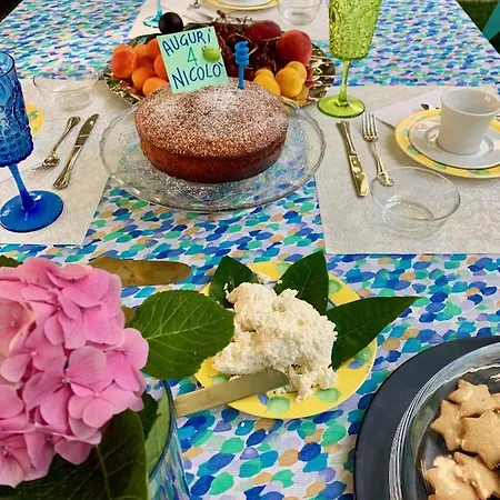 Q-riosity Boutique 3* Quartu SantʼElena