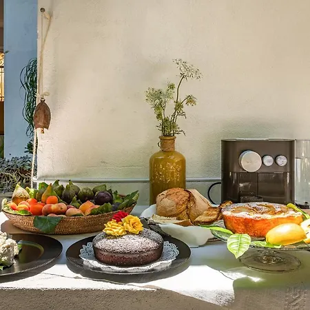 Nocleg ze śniadaniem Q-riosity Boutique Quartu SantʼElena