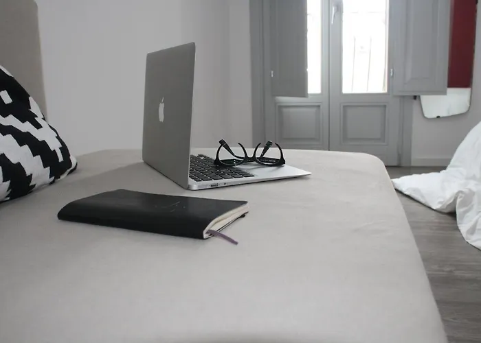 Bed & Breakfast Q-riosity Boutique 3*