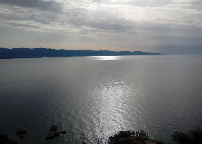 Q-riosity Boutique Bed & Breakfast Quartu SantʼElena
