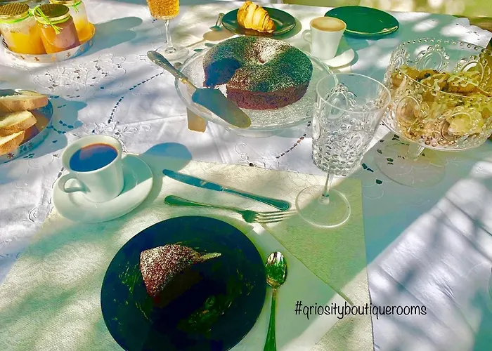 Bed & Breakfast Q-riosity Boutique 3*